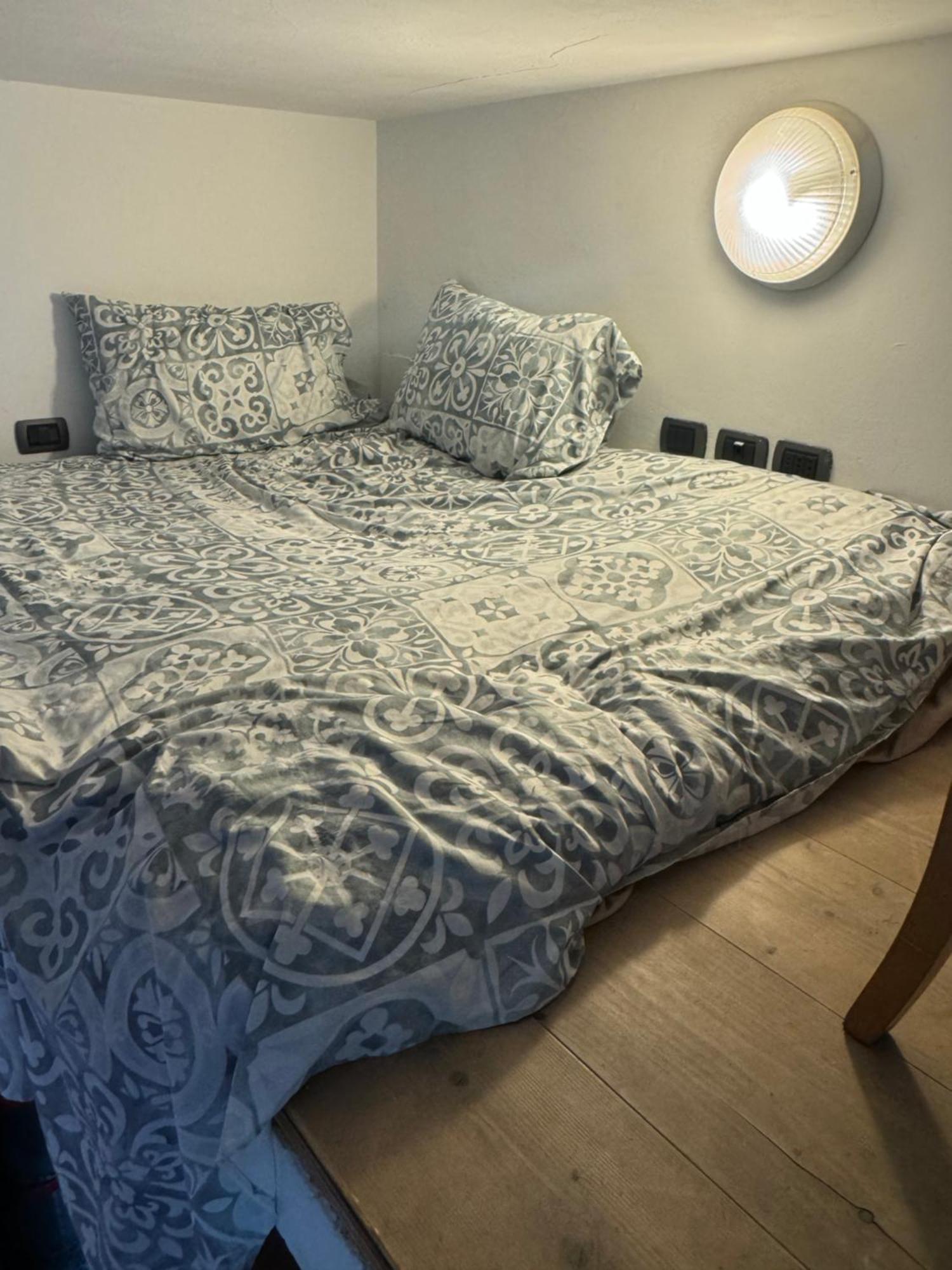Free 30 Minutes Preemptive Cognitive Disconnect Therapy Price Location Real Duomo Palace Mini Suite Milán Exterior foto