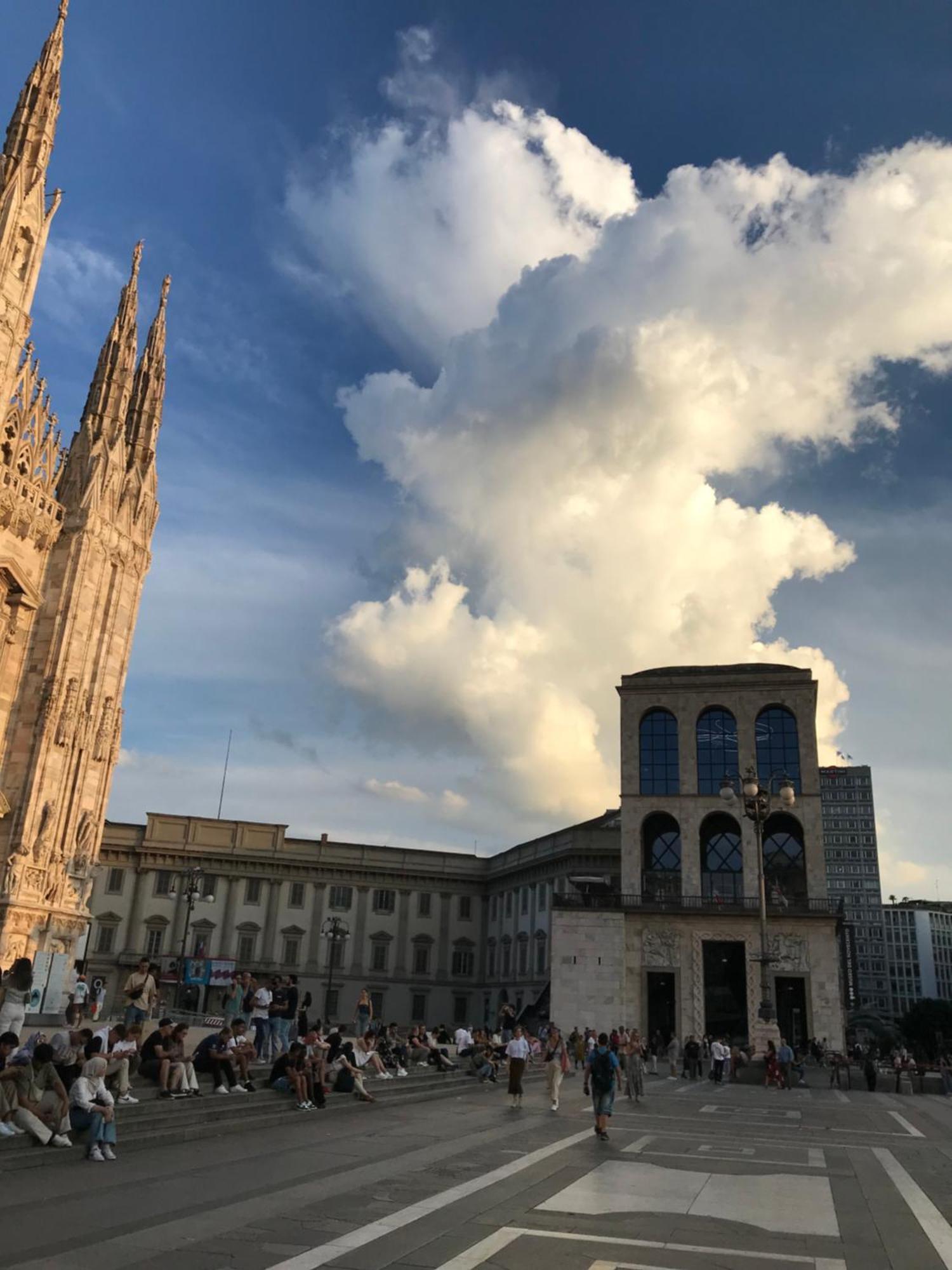 Free 30 Minutes Preemptive Cognitive Disconnect Therapy Price Location Real Duomo Palace Mini Suite Milán Exterior foto