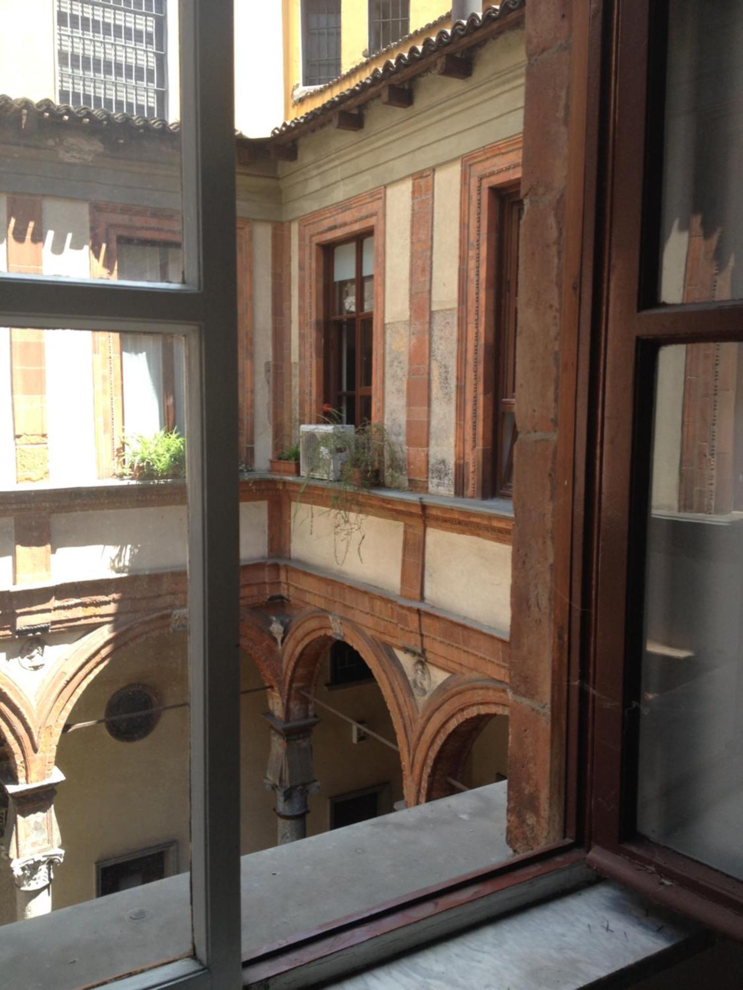 Free 30 Minutes Preemptive Cognitive Disconnect Therapy Price Location Real Duomo Palace Mini Suite Milán Exterior foto